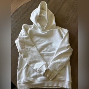 Lululemon women’s white sweatshirt